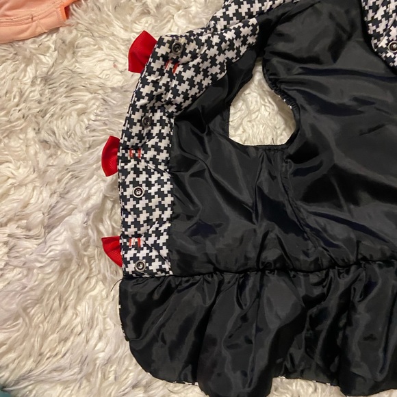 Macy’s little girl size 4 beautiful vest black /red bows, ruffles on the trim. - Picture 4 of 12